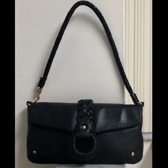 MICHAEL KORS BLACK LEATHER ENVELOPE FLAP OVER TOP BAG NEAR NEW CONDITION - Picture 1 of 5